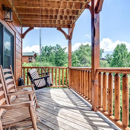 Gatlinburg Cabin With Private Hot Tub By Staycating מראה חיצוני תמונה