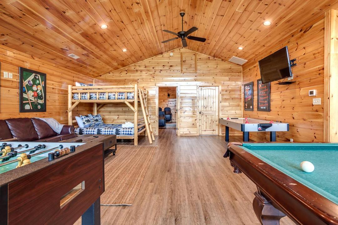 Gatlinburg Cabin With Private Hot Tub By Staycating מראה חיצוני תמונה