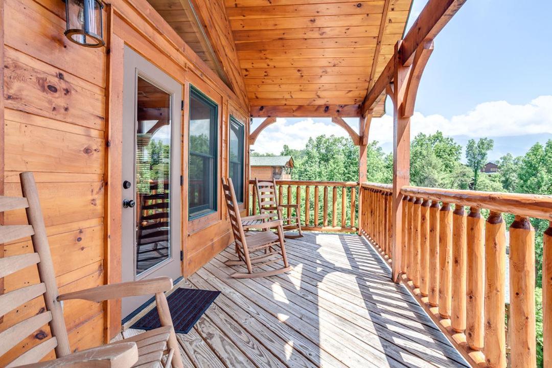 Gatlinburg Cabin With Private Hot Tub By Staycating מראה חיצוני תמונה
