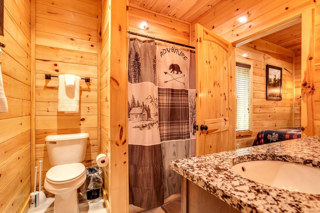 Gatlinburg Cabin With Private Hot Tub By Staycating מראה חיצוני תמונה